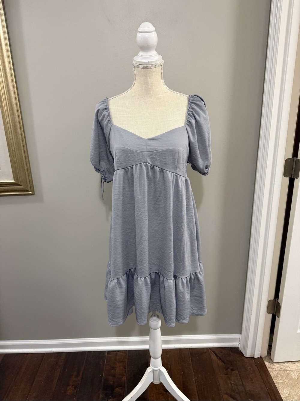 Women's Altar'd State Lavender Gray Puff Sleeve Baby Doll Mini Dress. Size M